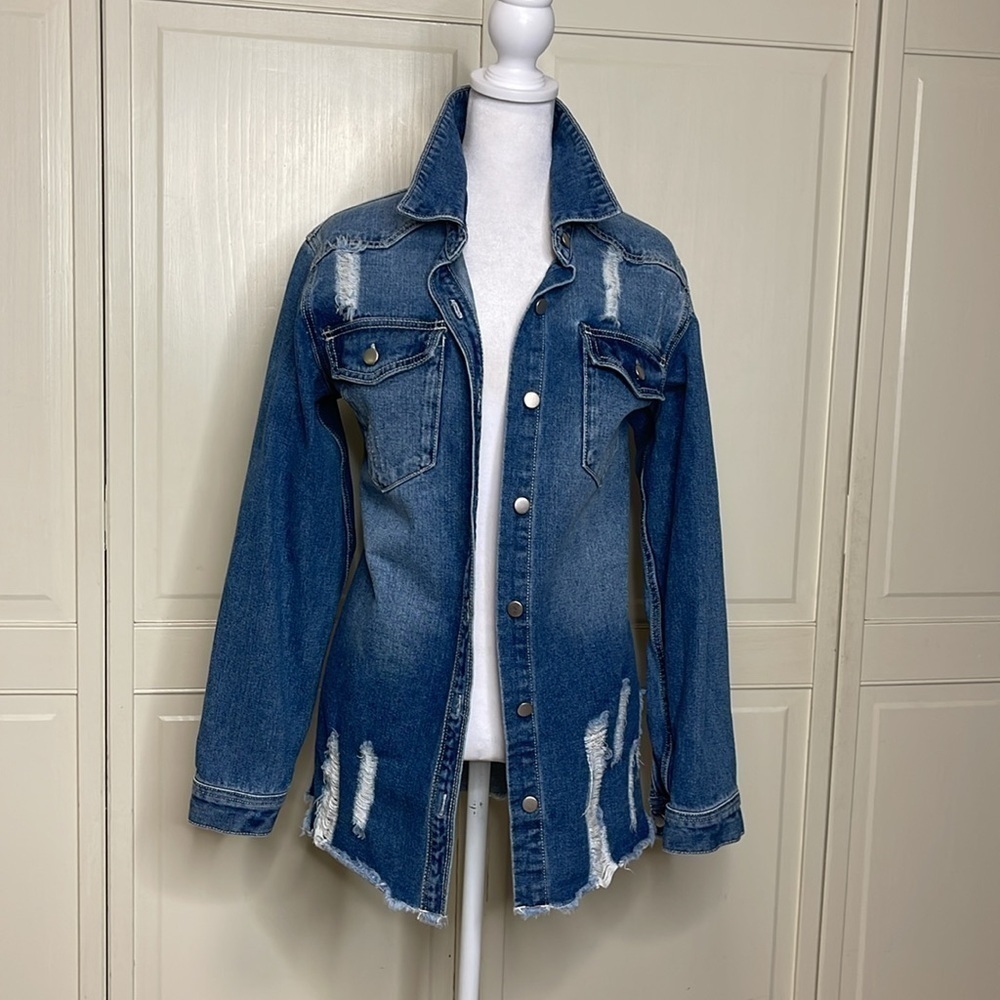 Women’s Oversized Denim Jacket Casual Long Boyfriend Distressed Blue Jean Sz M - Picture 6 of 10